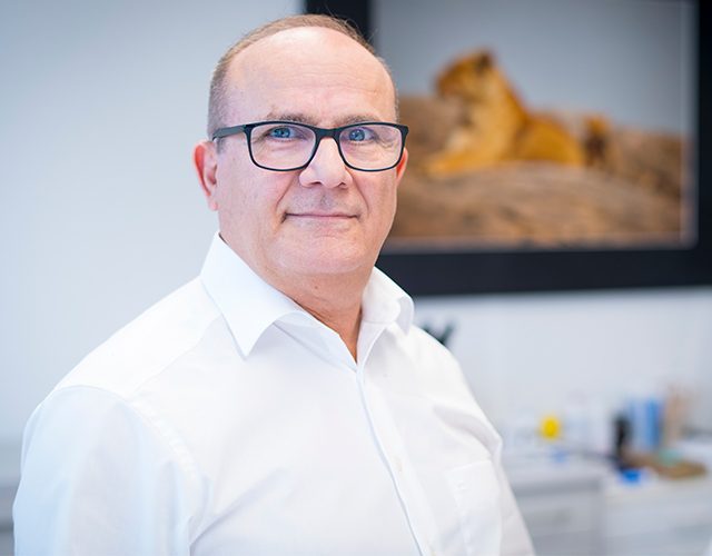 Dr. med. Mouhib Adjan, Gynäkologie und Geburtshilfe, Ärztehaus Seebach